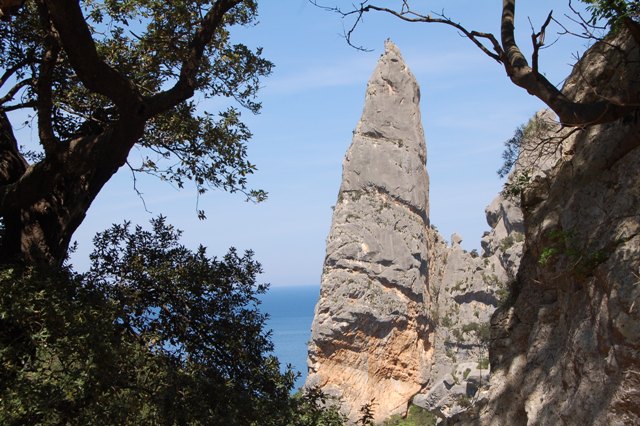 Sardegna - guglia Goloritz 143 mt.