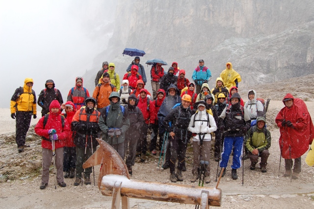 Catinaccio - foto di gruppo con neve