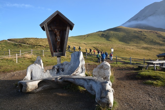 Giro del Sassopiatto e Sassolungo